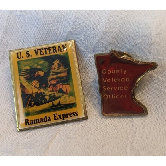 Veteran Pinback USA MN Ramada Express County Service Officer Patriotic Lapel Lot - Picture 8 of 12